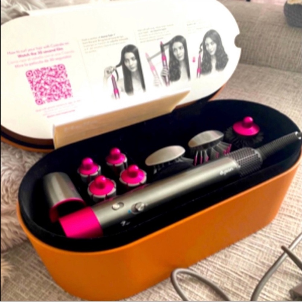 Dyson Air Wrap